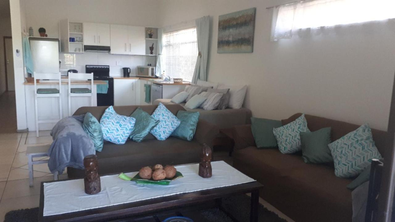 Umtamvuna View Cabanas Port Edward Exteriör bild